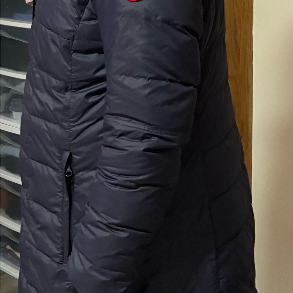 CANADA GOOSE Women’s Ellison Down Jacket - Picture 6 of 7